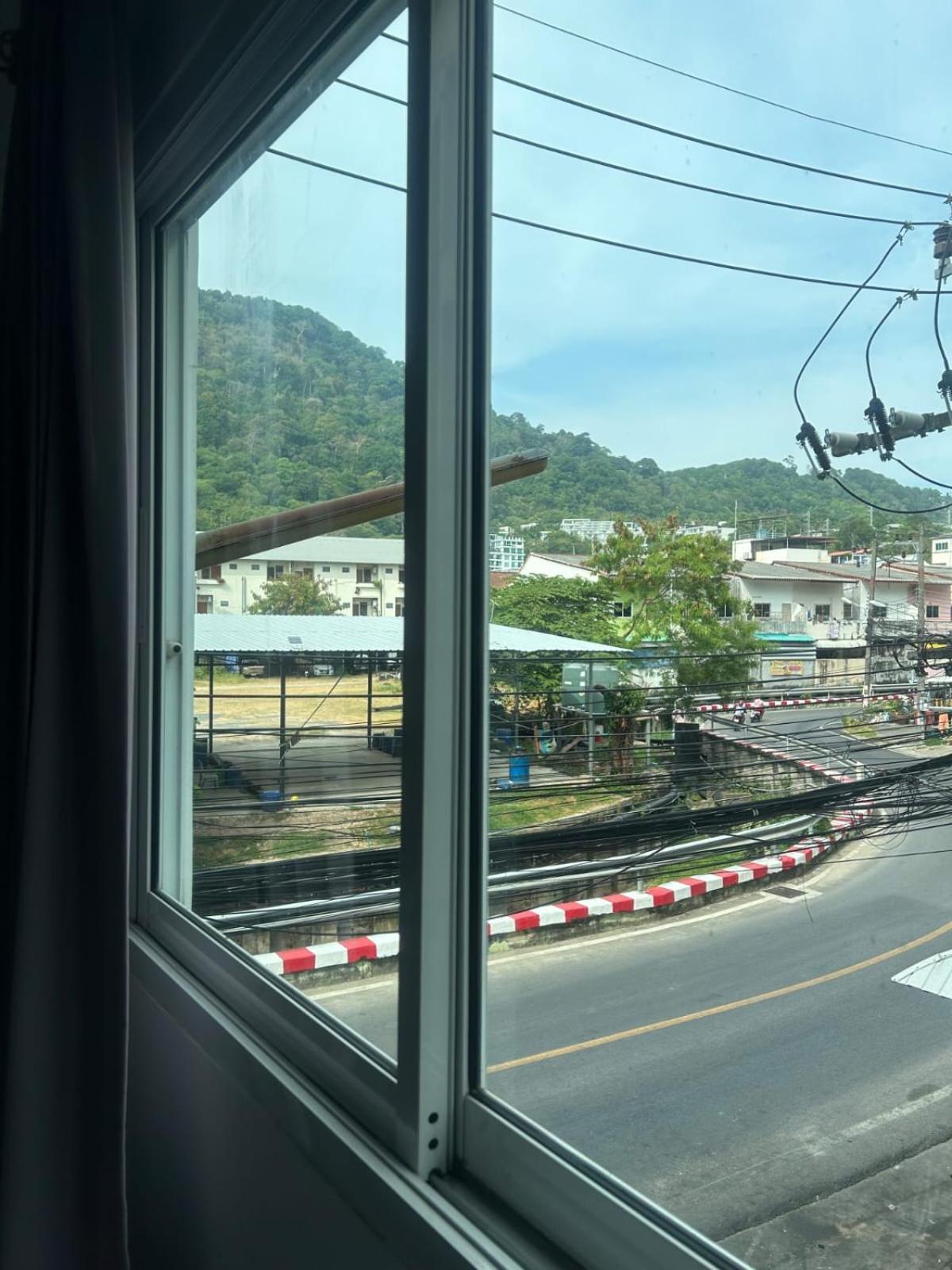 Hotel The Journey Patong New Buitenkant foto