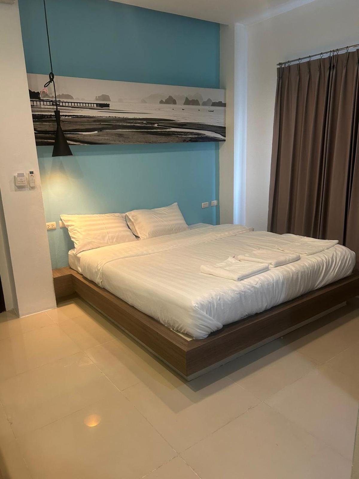 Hotel The Journey Patong New Buitenkant foto