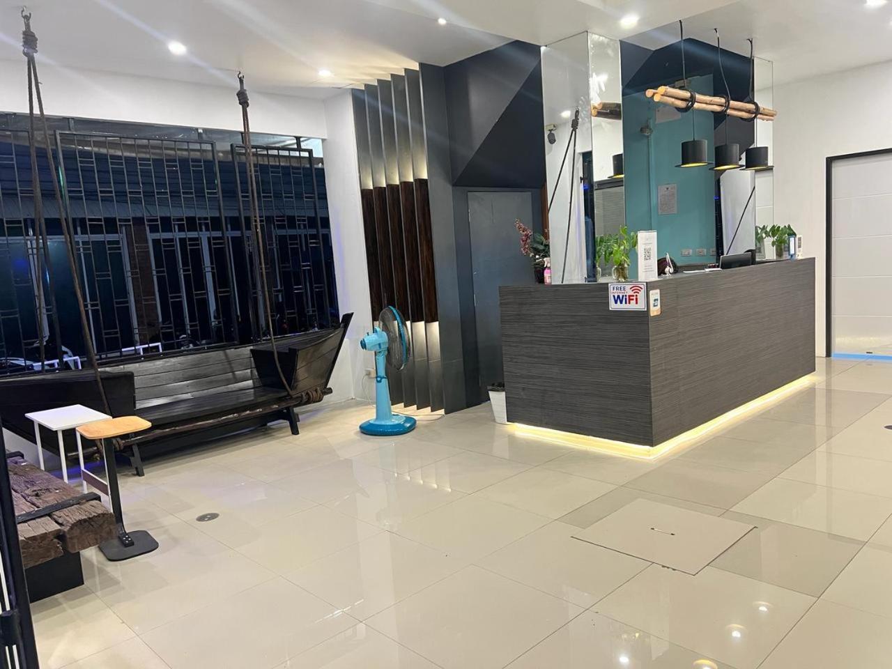 Hotel The Journey Patong New Buitenkant foto