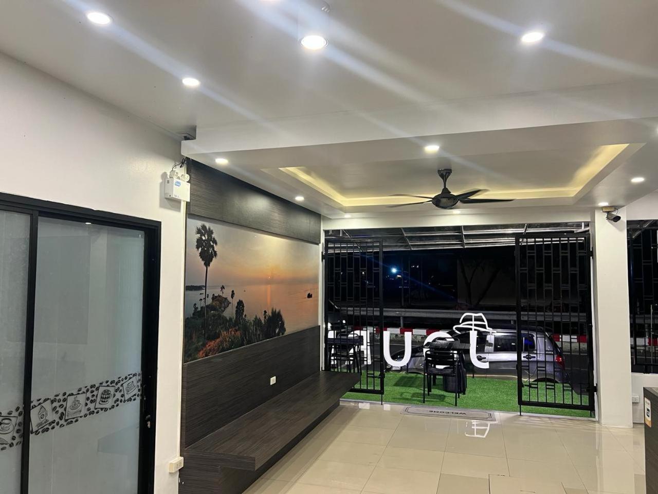 Hotel The Journey Patong New Buitenkant foto