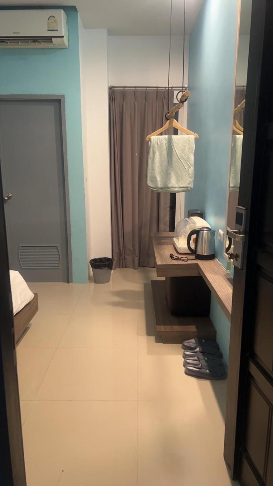 Hotel The Journey Patong New Buitenkant foto