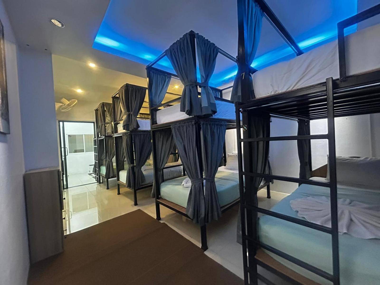 Hotel The Journey Patong New Buitenkant foto
